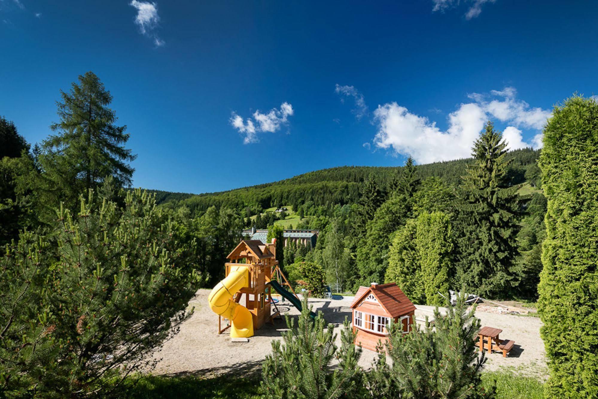 Pytloun Wellness Hotel Harrachov Exterior foto